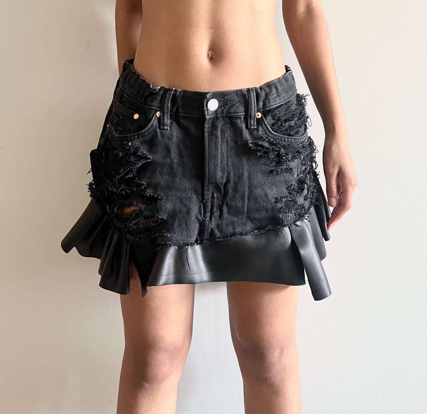 1/1 Skirt (S-L)